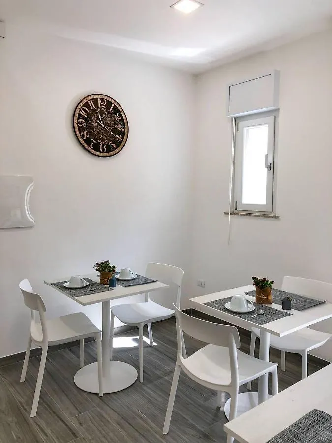 **  La Casa Di Amalia Bed & Breakfast Palermo Italy